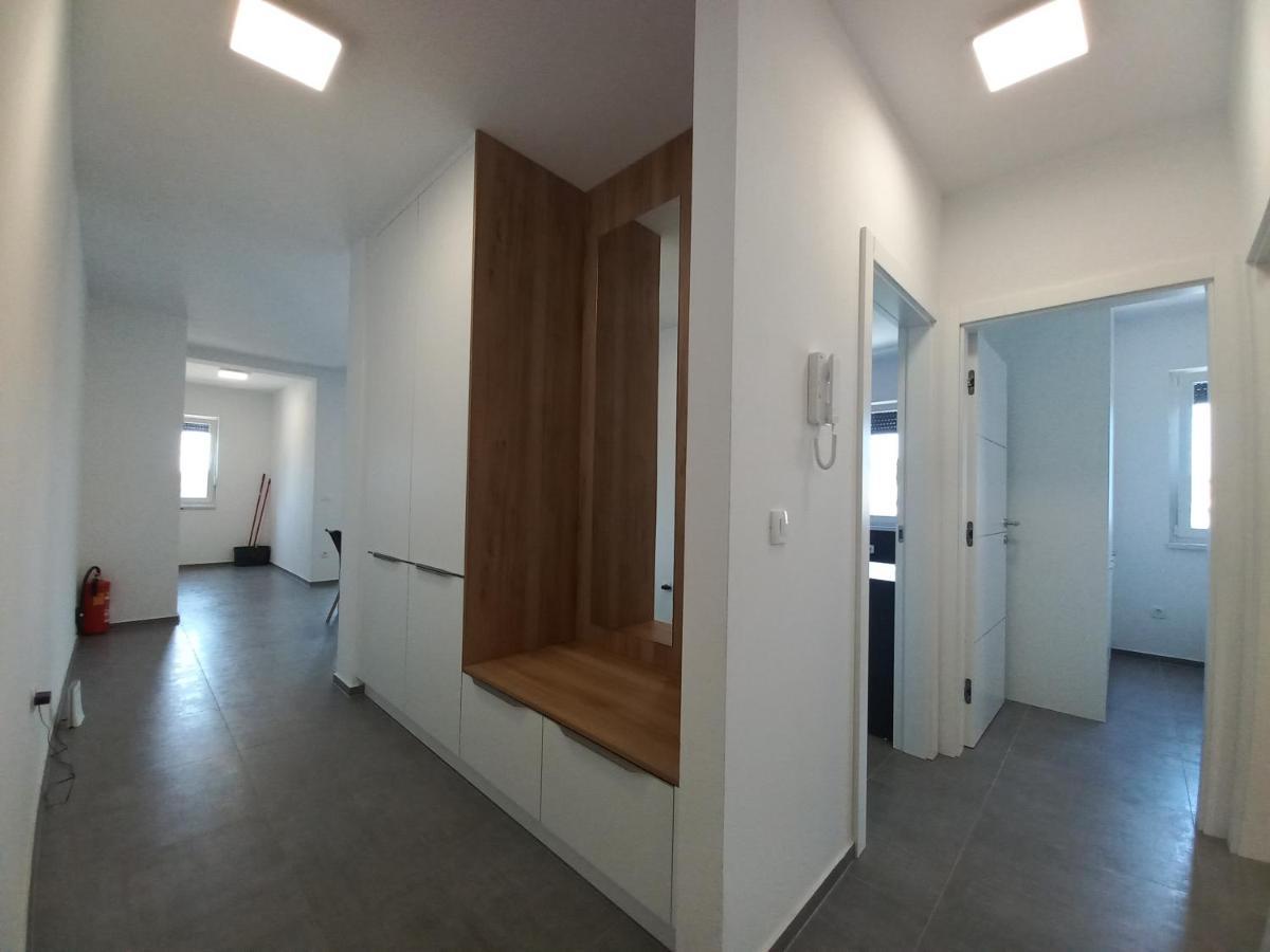 Apartment Martina Vir Buitenkant foto