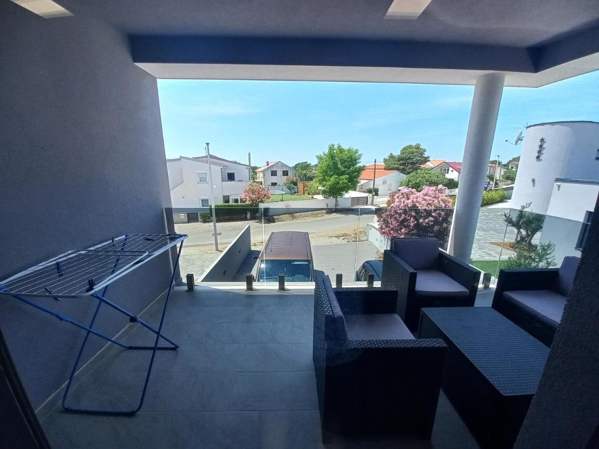 Apartment Martina Vir Buitenkant foto