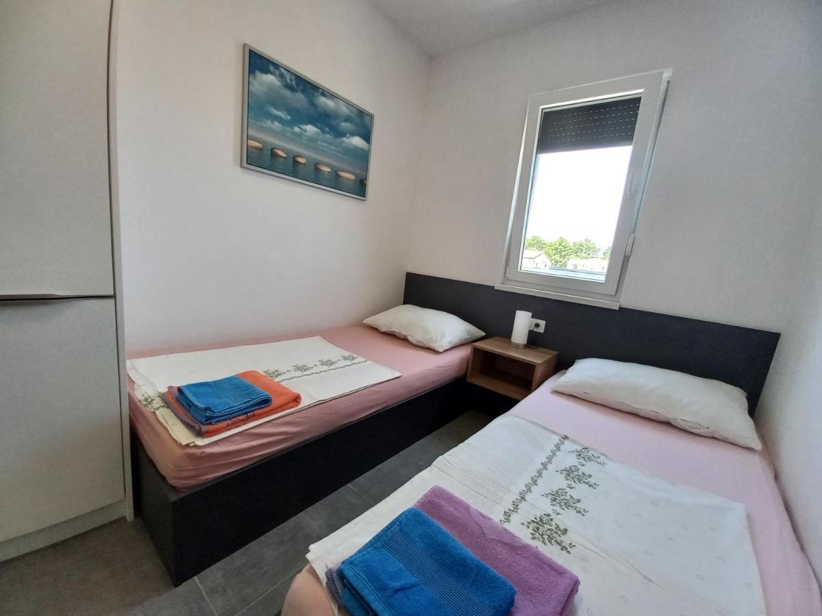 Apartment Martina Vir Buitenkant foto