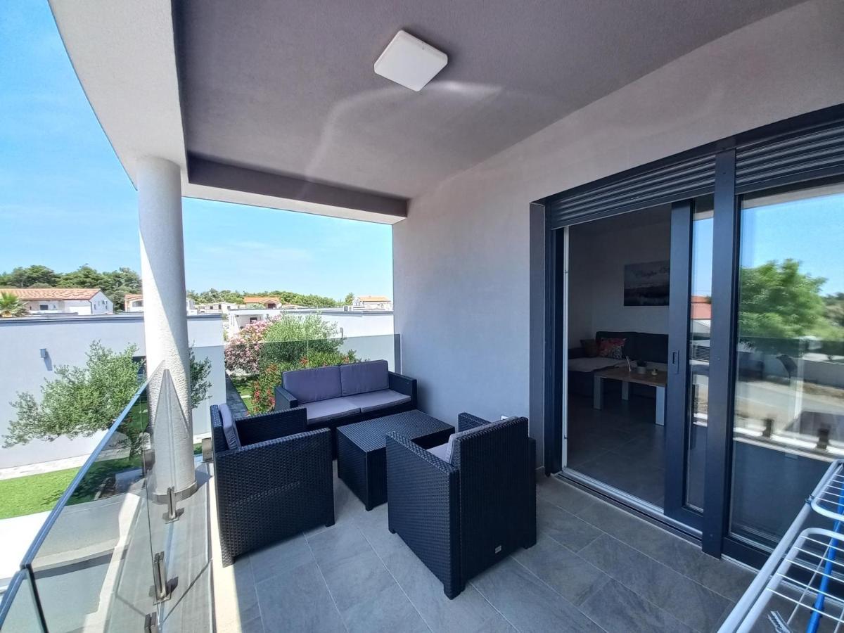 Apartment Martina Vir Buitenkant foto