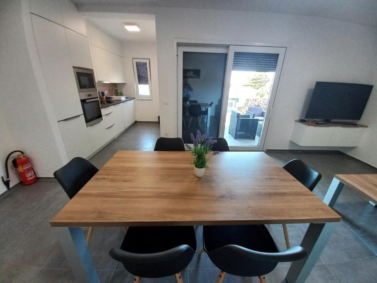 Apartment Martina Vir Buitenkant foto