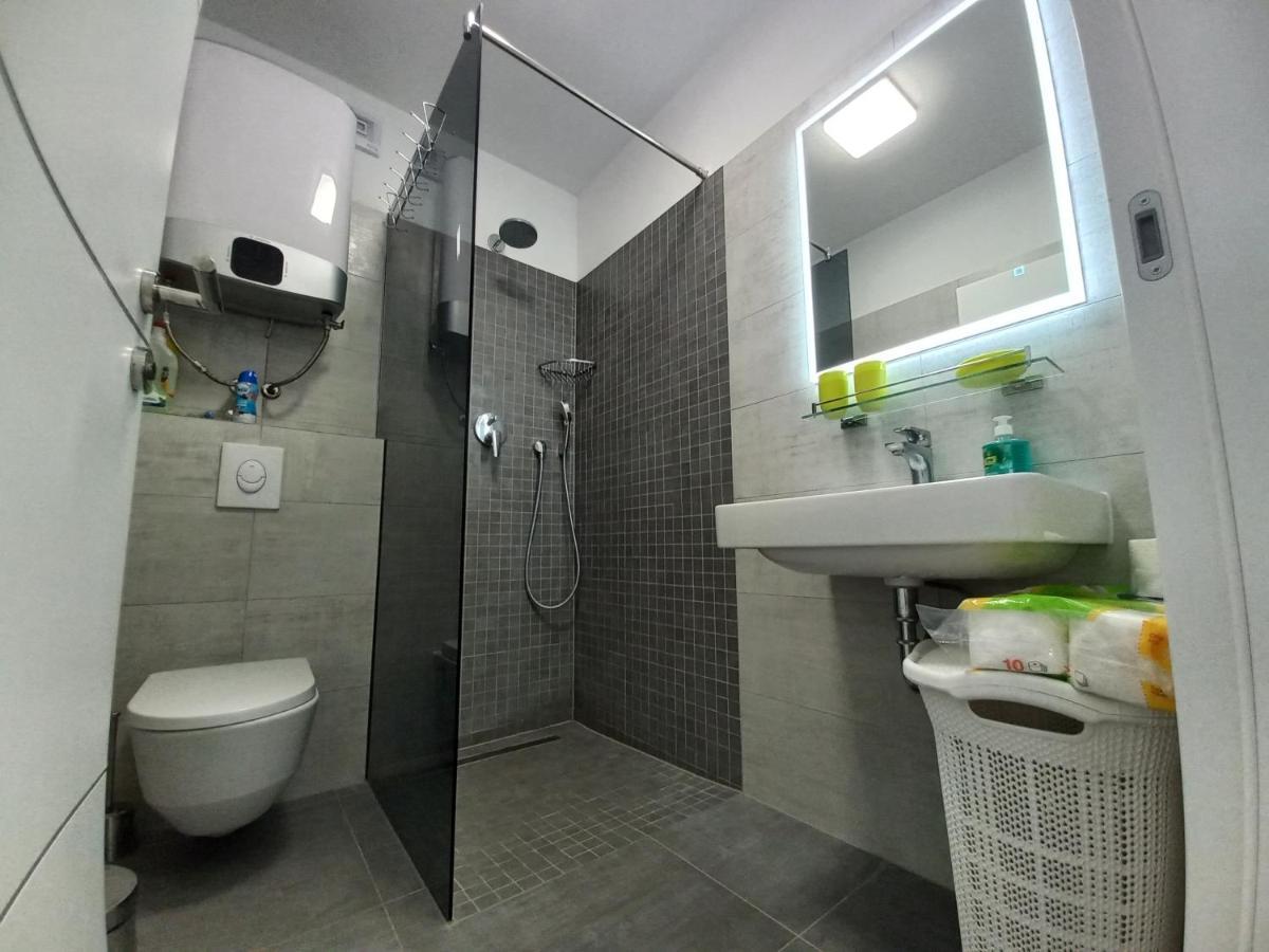 Apartment Martina Vir Buitenkant foto