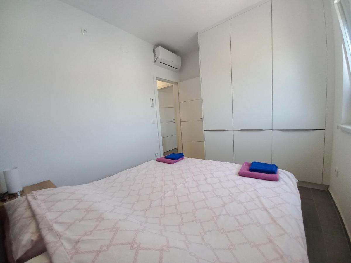 Apartment Martina Vir Buitenkant foto