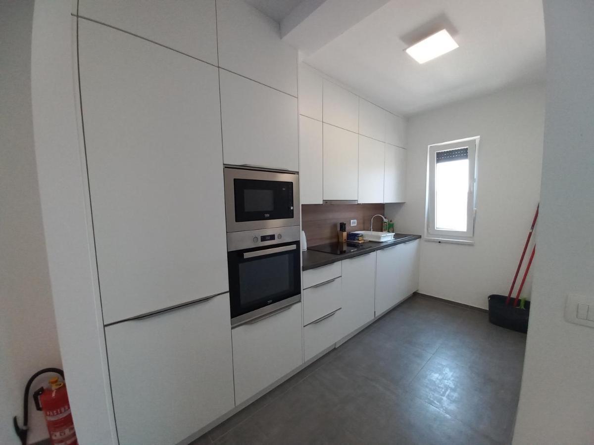 Apartment Martina Vir Buitenkant foto
